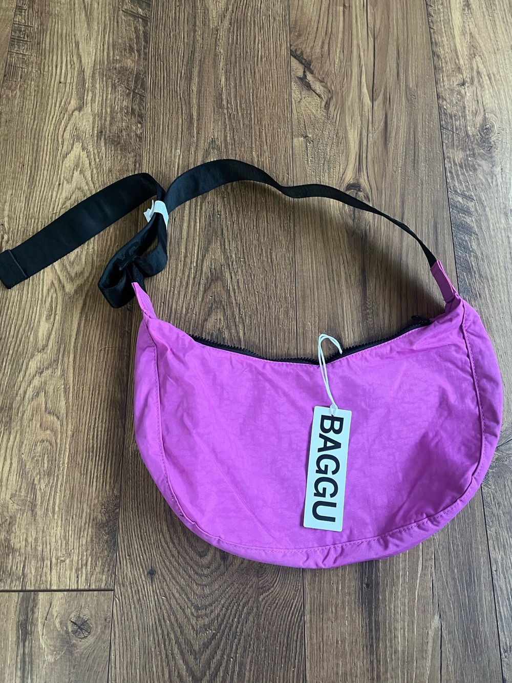 BAGGU Extra Pink Medium Crescent BNWT - Picture 1 of 9